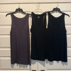 Gap Maternity Tanks (3)